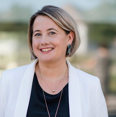 Kathrin Heim-Kreutzmann, Schulleiterin der Bischof-Ulrich-Realschule Augsburg